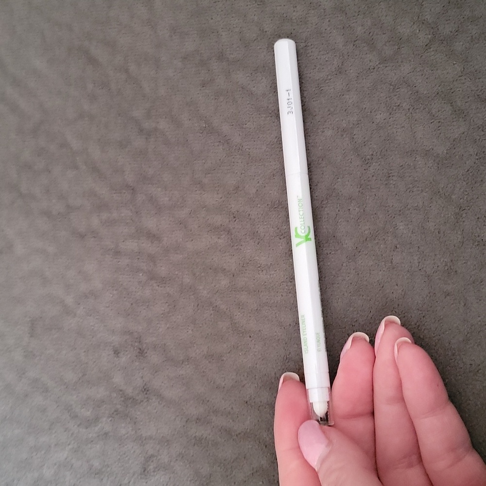 YC Collection Island Eyeliner in El Yunque